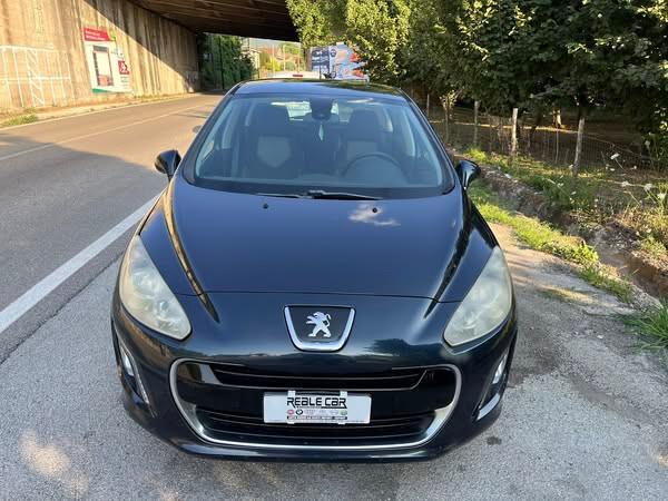 Peugeot 308 1.6 e-HDi 112CV S&S 5p. Access