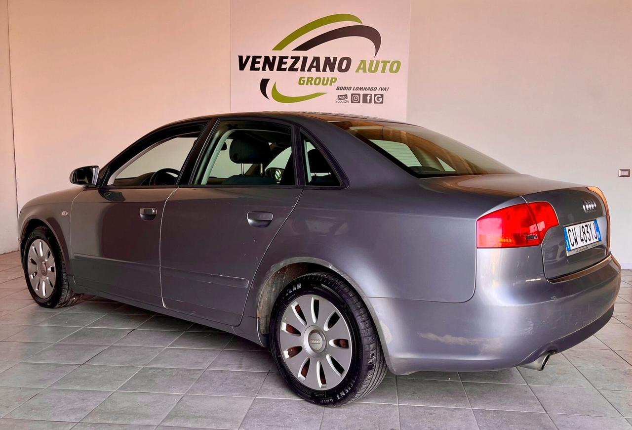 Audi A4 1.6 Sport