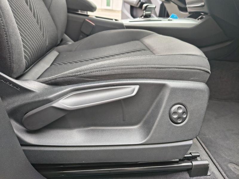 Audi Q5 Sportback 40 TDI Busin. Advanced quattro Hybrid 204 CV