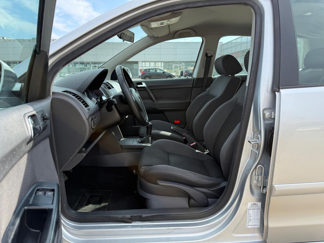 Volkswagen Polo 1.4/80CV 16V 5p. Comfort. BiFuel G