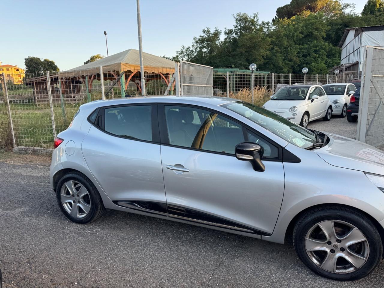 Renault Clio 1.5 dCi 8V 75CV 5 porte Live NEOPATENTATI