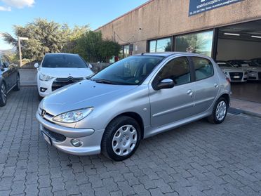 Peugeot 206 1.1 5p. XT