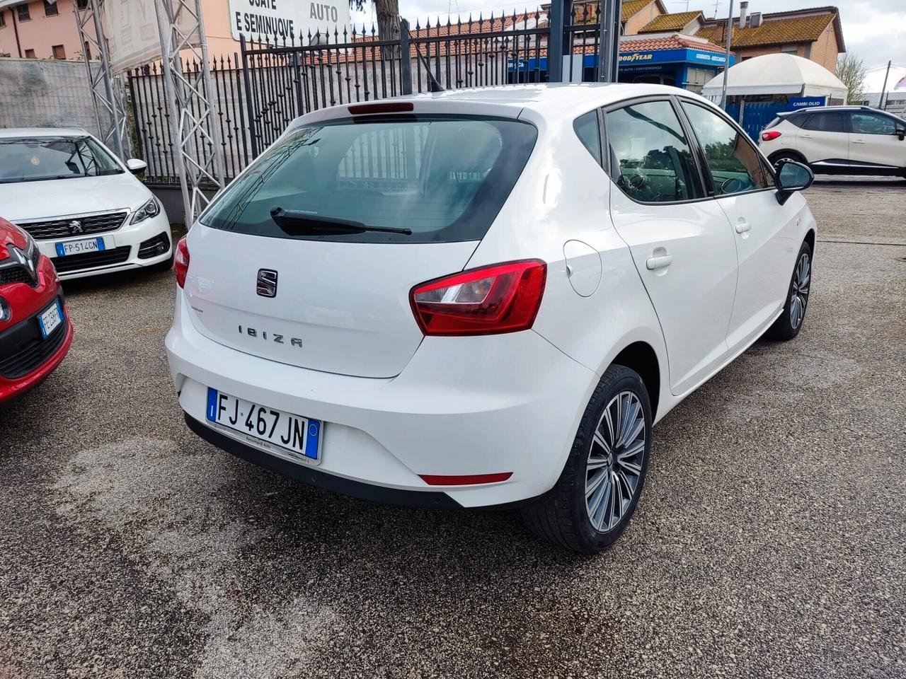 Seat Ibiza 1.0 75 CV 5p. Connect Grey