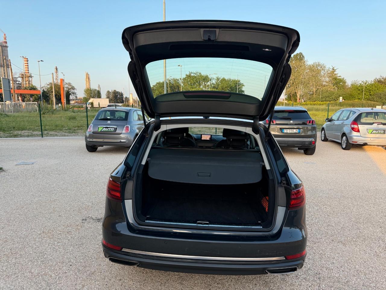 Audi A4 Avant 35 TDI S tronic line edition