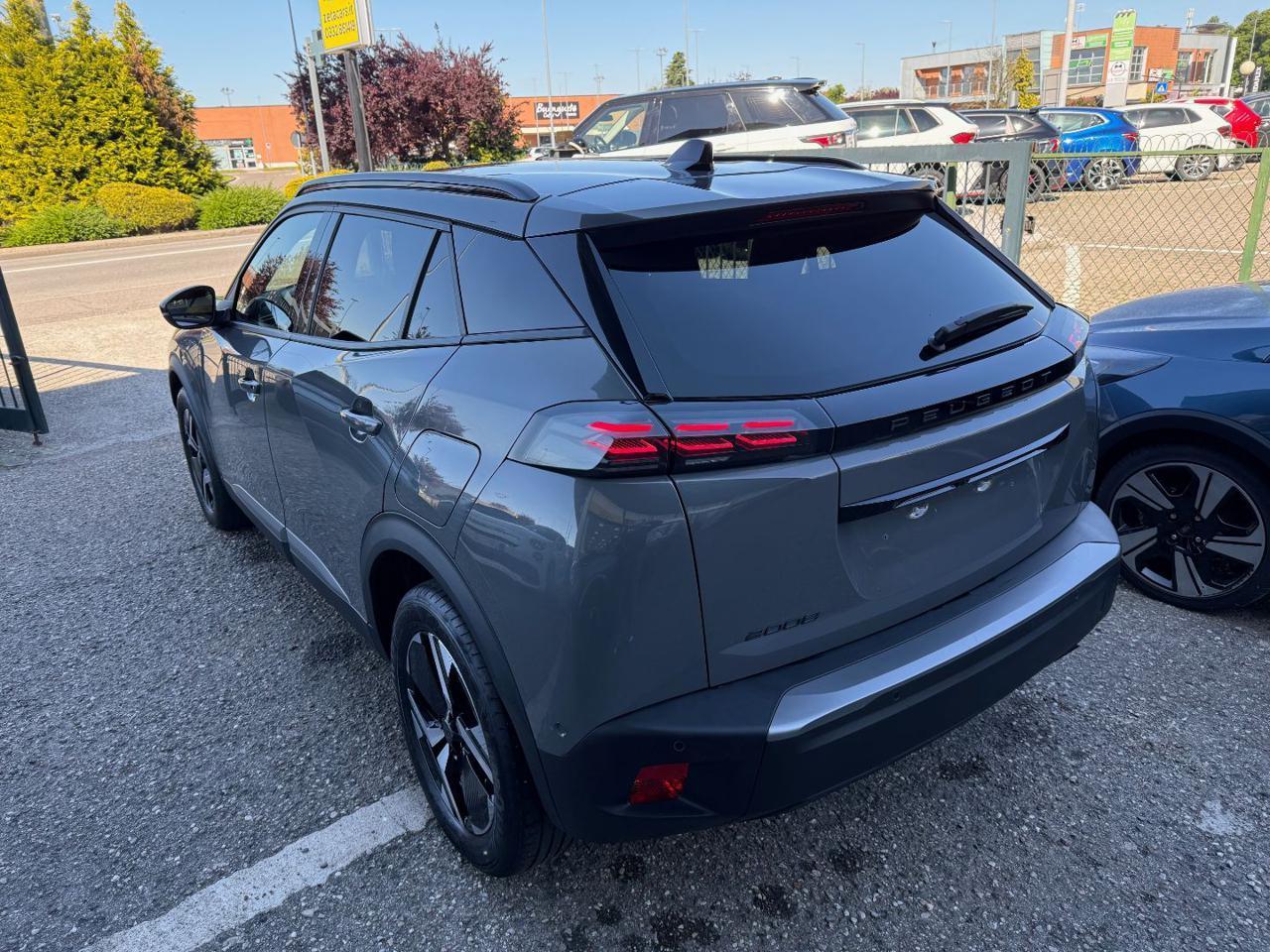 PEUGEOT 2008 PureTech 100 S&S Allure