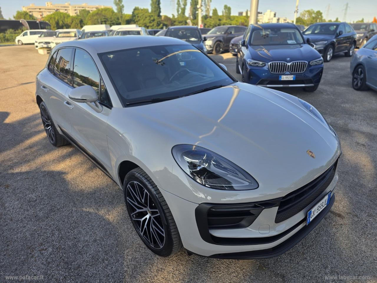 PORSCHE Macan 2.0 T