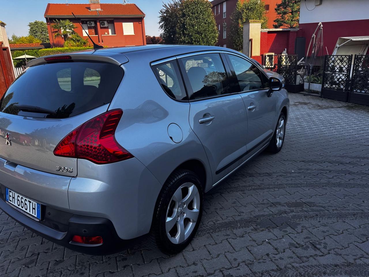 Peugeot 3008 1.6 HDi 112CV 96000km