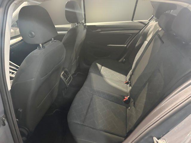 VOLKSWAGEN Golf 1.0 eTSI EVO DSG Life Virtual, ACC, AppConnect