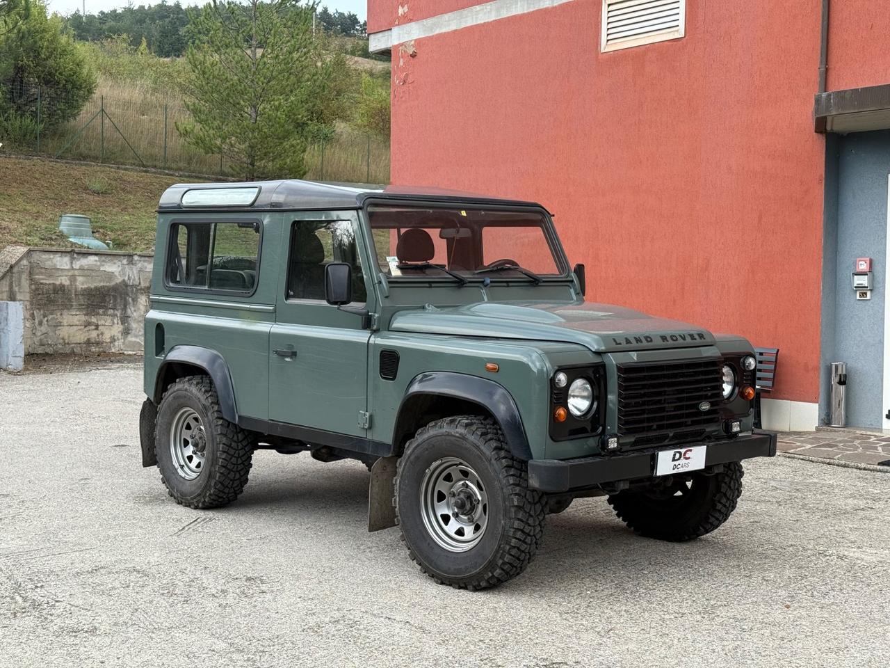 Land Rover Defender 90 2.4 TD4