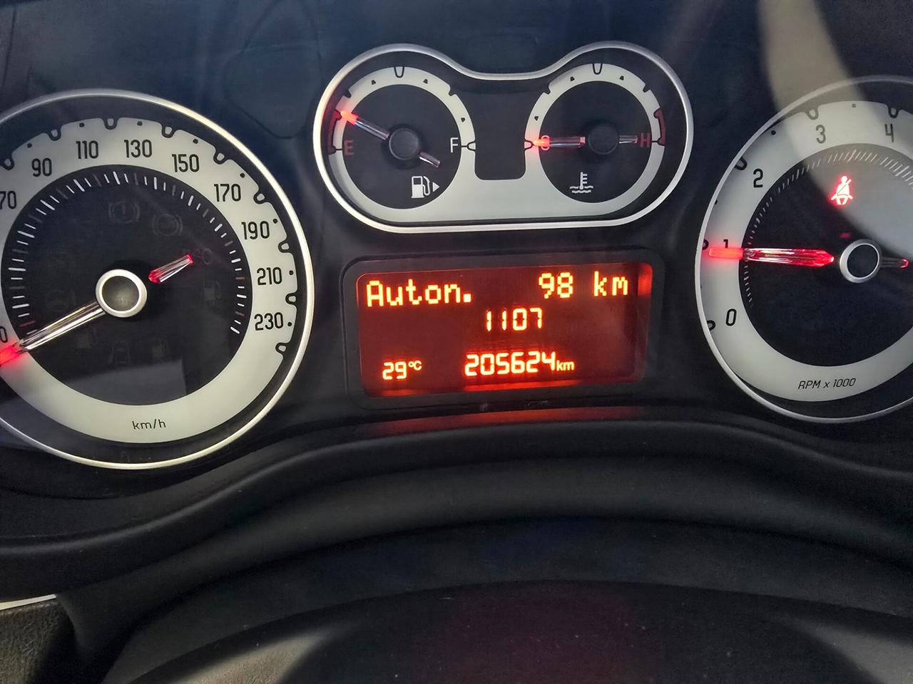 Fiat 500L 1.6 Multijet 120 CV Beats