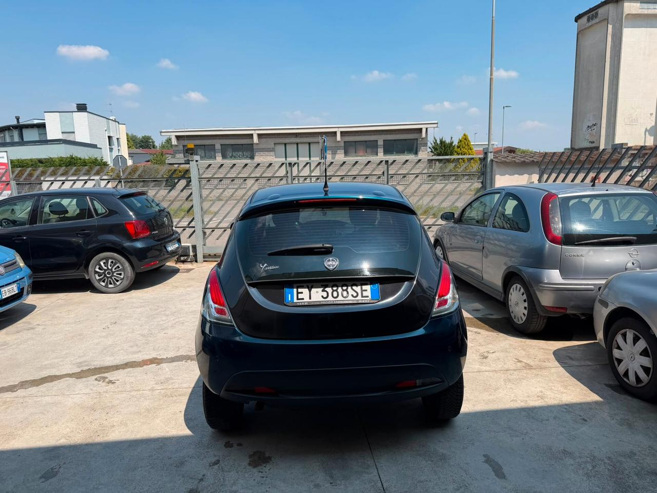 Lancia Ypsilon 0.9 TwinAir 85 CV 5 porte Metano Ecochic 30th Ann.