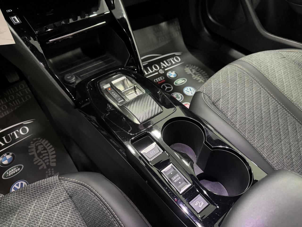 Peugeot 2008 BlueHDi 1.5cc 130cv S&S EAT8 Allure