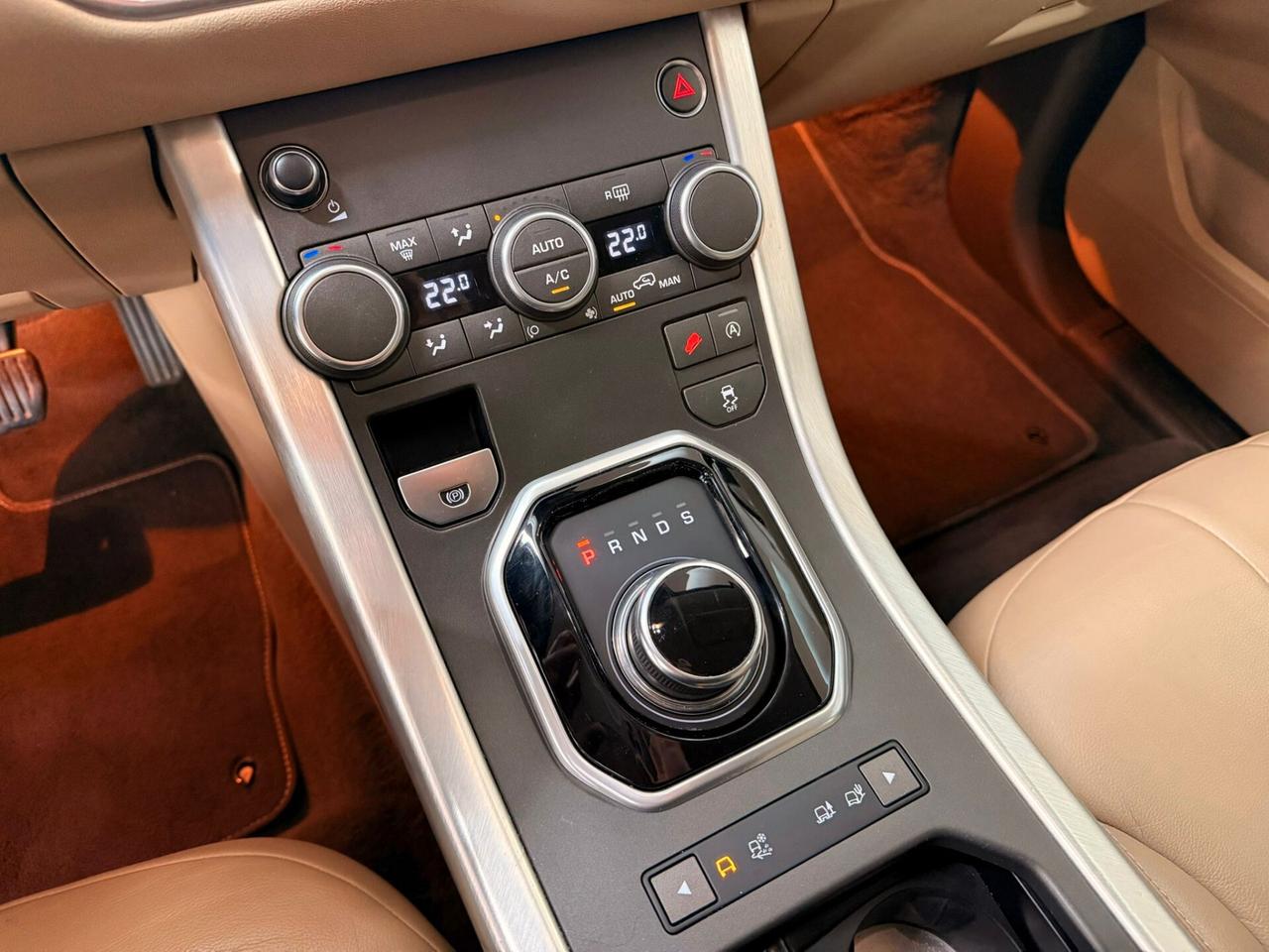 Land Rover Range Evoque 2.0 TD4 180 CV 5p. Autobiography