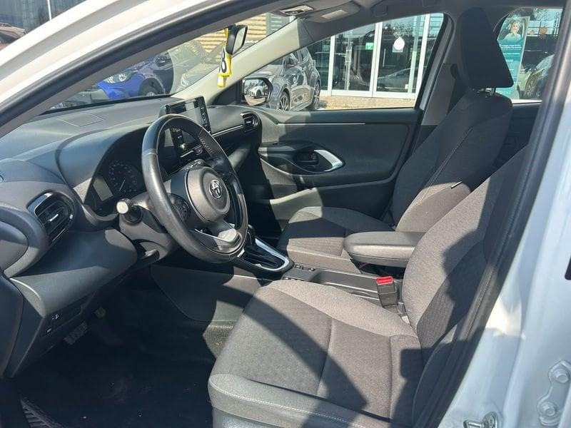 Toyota Yaris Hybrid Active MY21