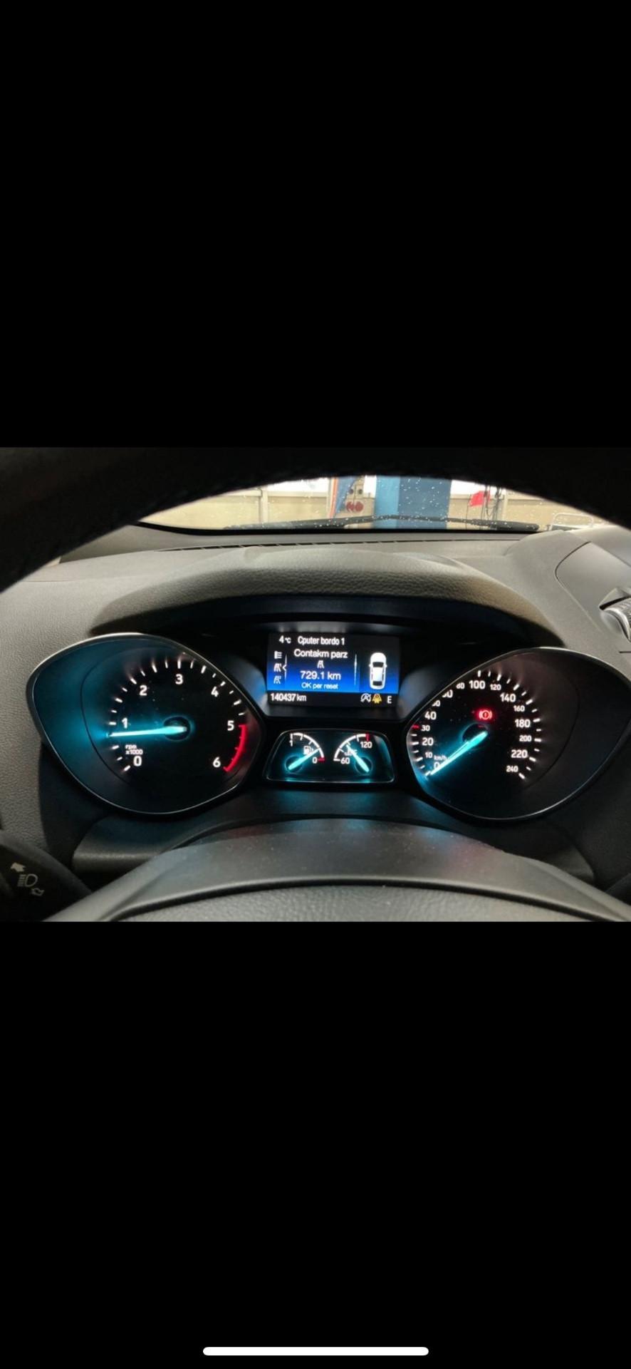 Ford Kuga 1.5 TDCI 120 CV S&S 2WD Titanium