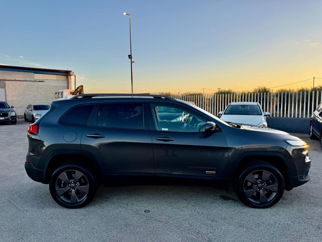 JEEP CHEROKEE 2.2 MJTD 200CV 4WD STRAFULL MY17