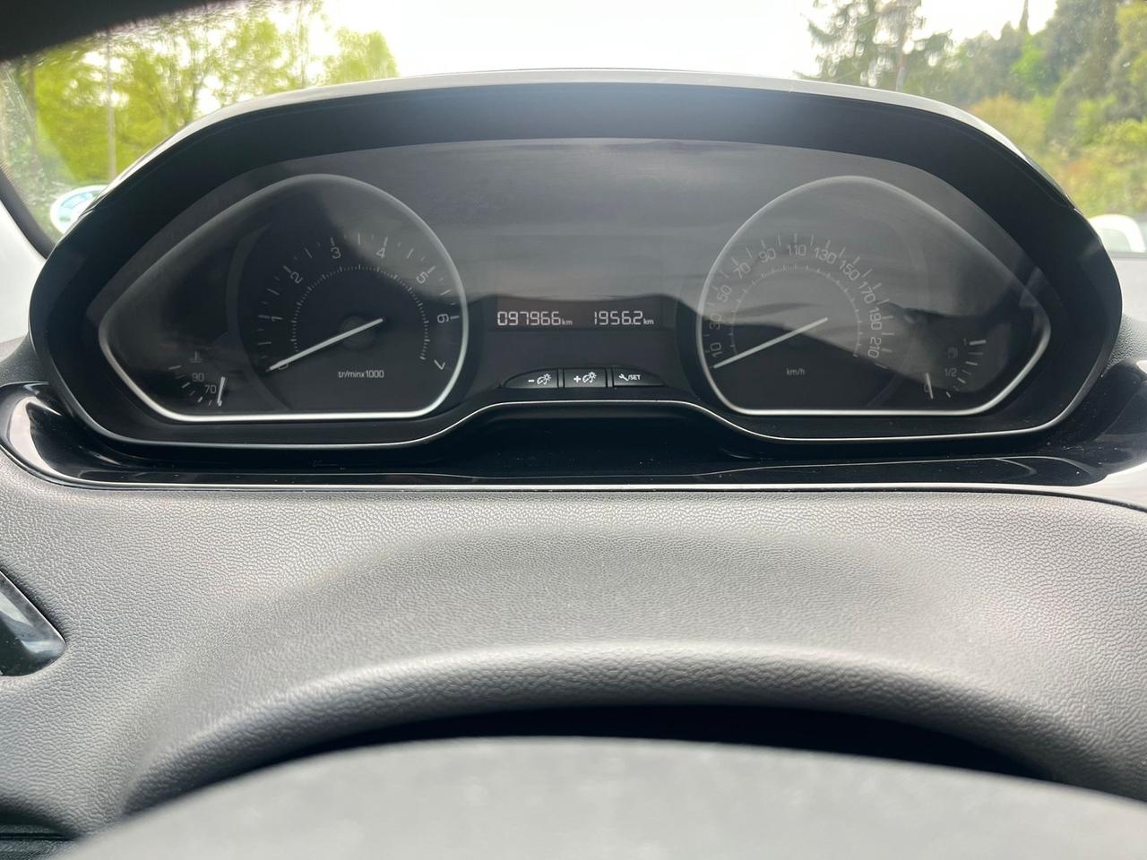 Peugeot 208 1.2 Benzina - Neopatentati - Tagliandi Certificati