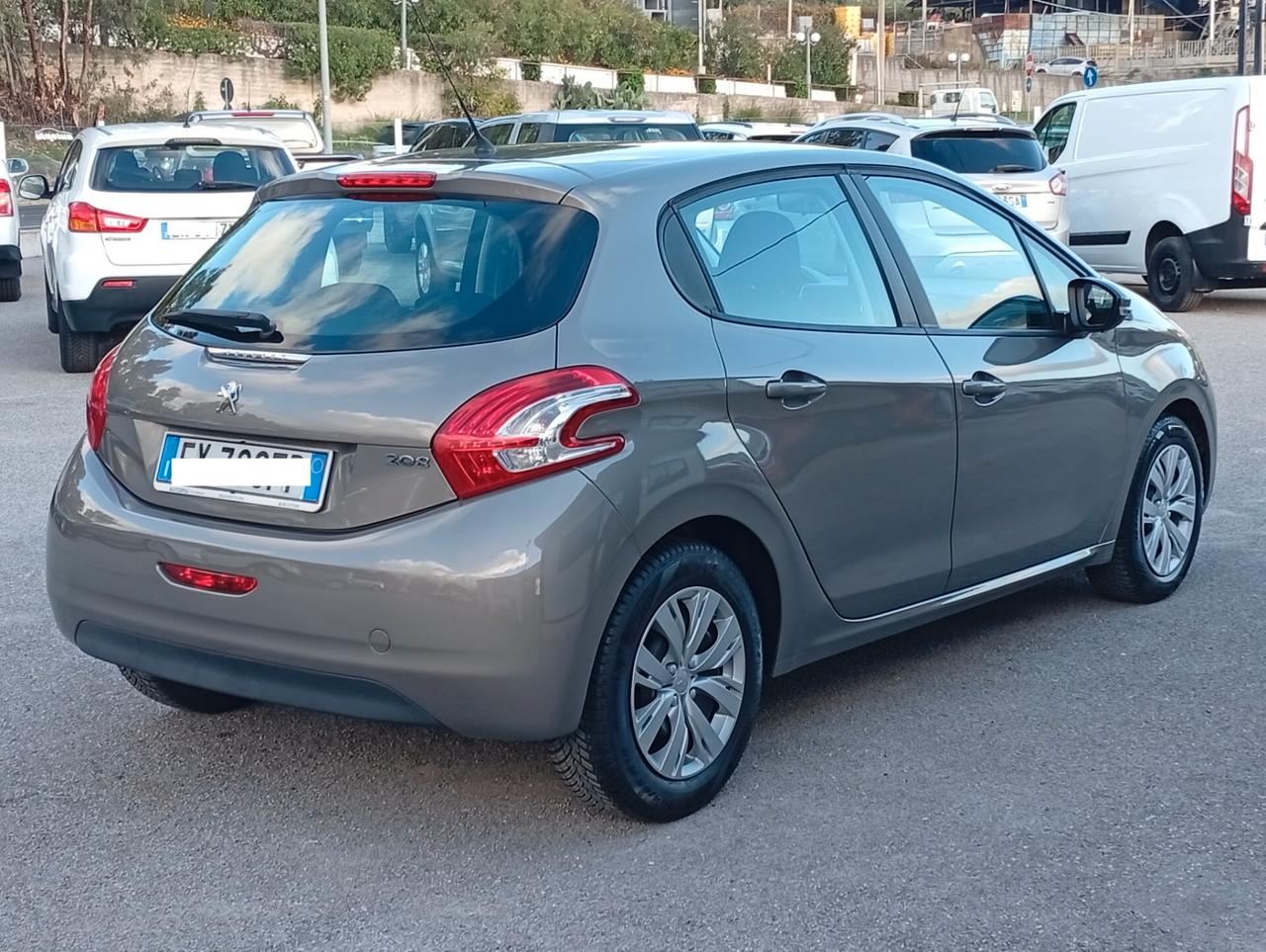 Peugeot 208 PureTech 82 5 porte Allure