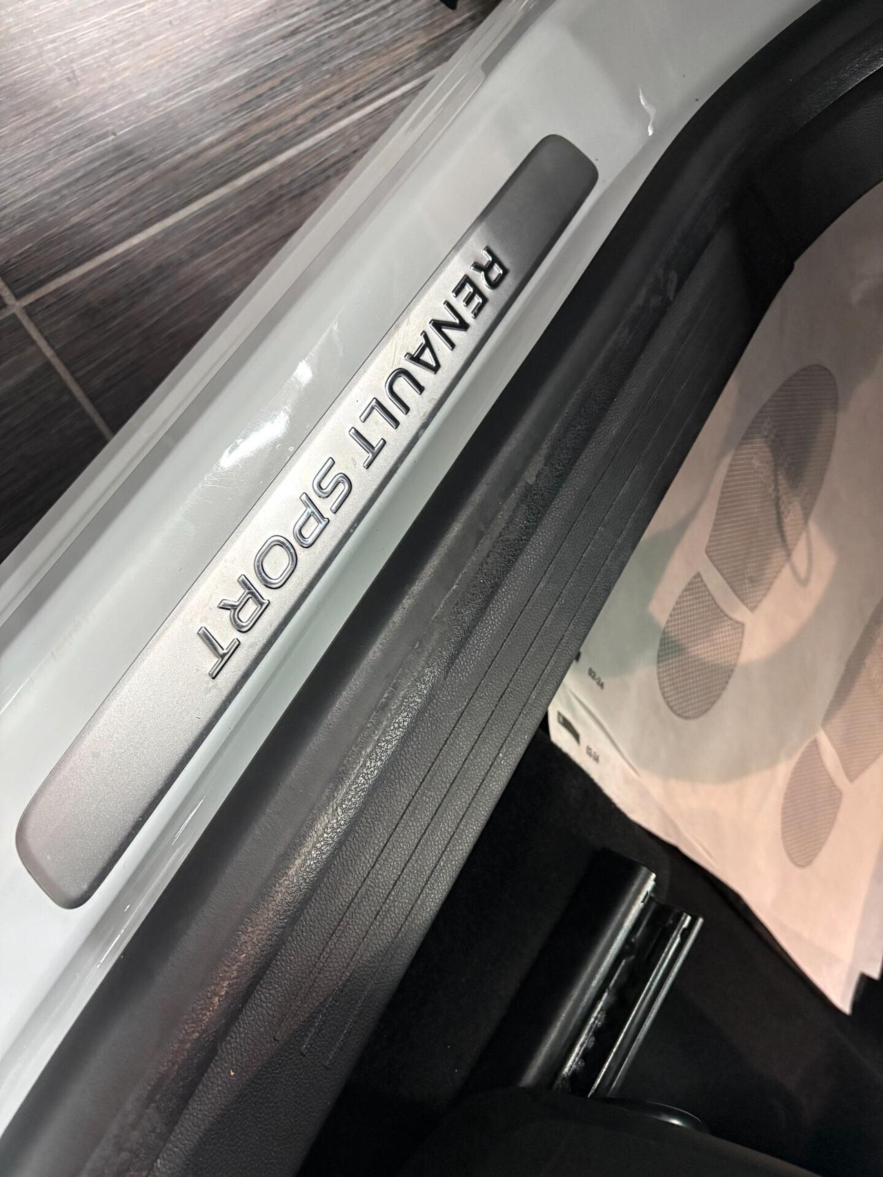 Renault Captur 1.6 E-Tech HEV Full Hybrid 145cv RS Line ITALIANA