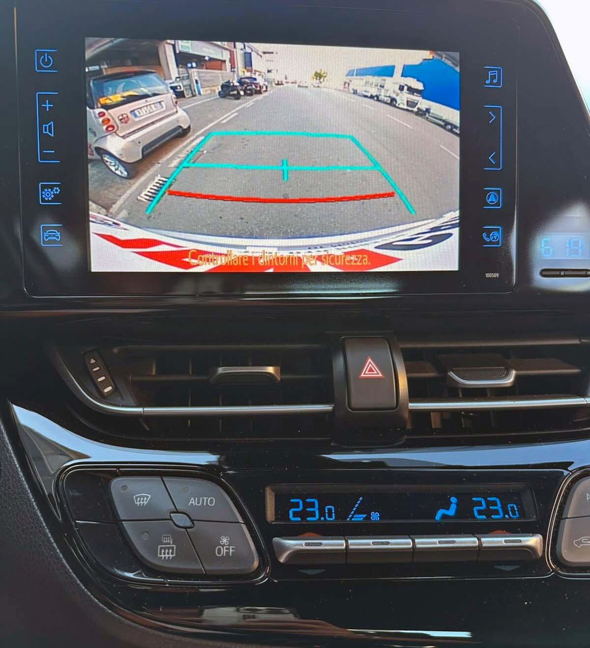 Toyota C-HR 1.8 Hybrid E-CVT Style Batterie Nuove Sempre Tagliandi Toyota