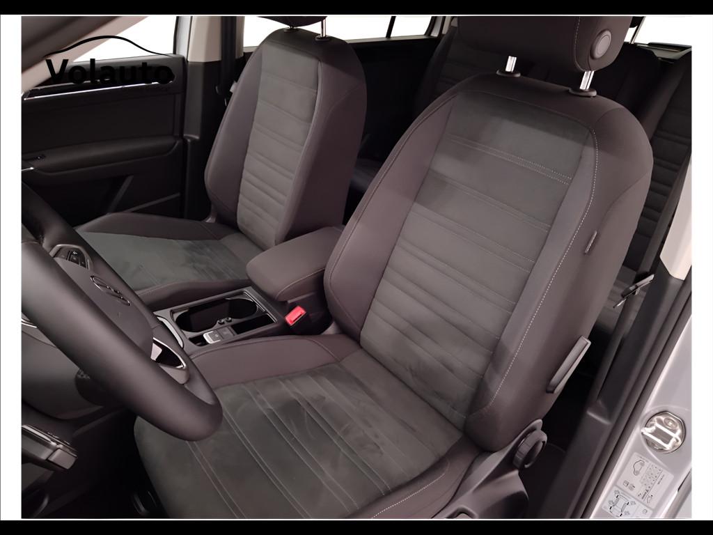 VOLKSWAGEN Touran III 2015 - Touran 2.0 tdi Executive dsg