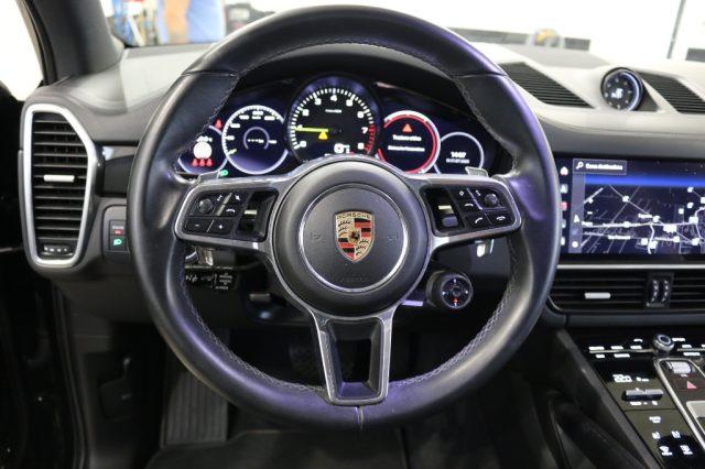PORSCHE Cayenne 3.0 V6 E-Hybrid Platinum Edition