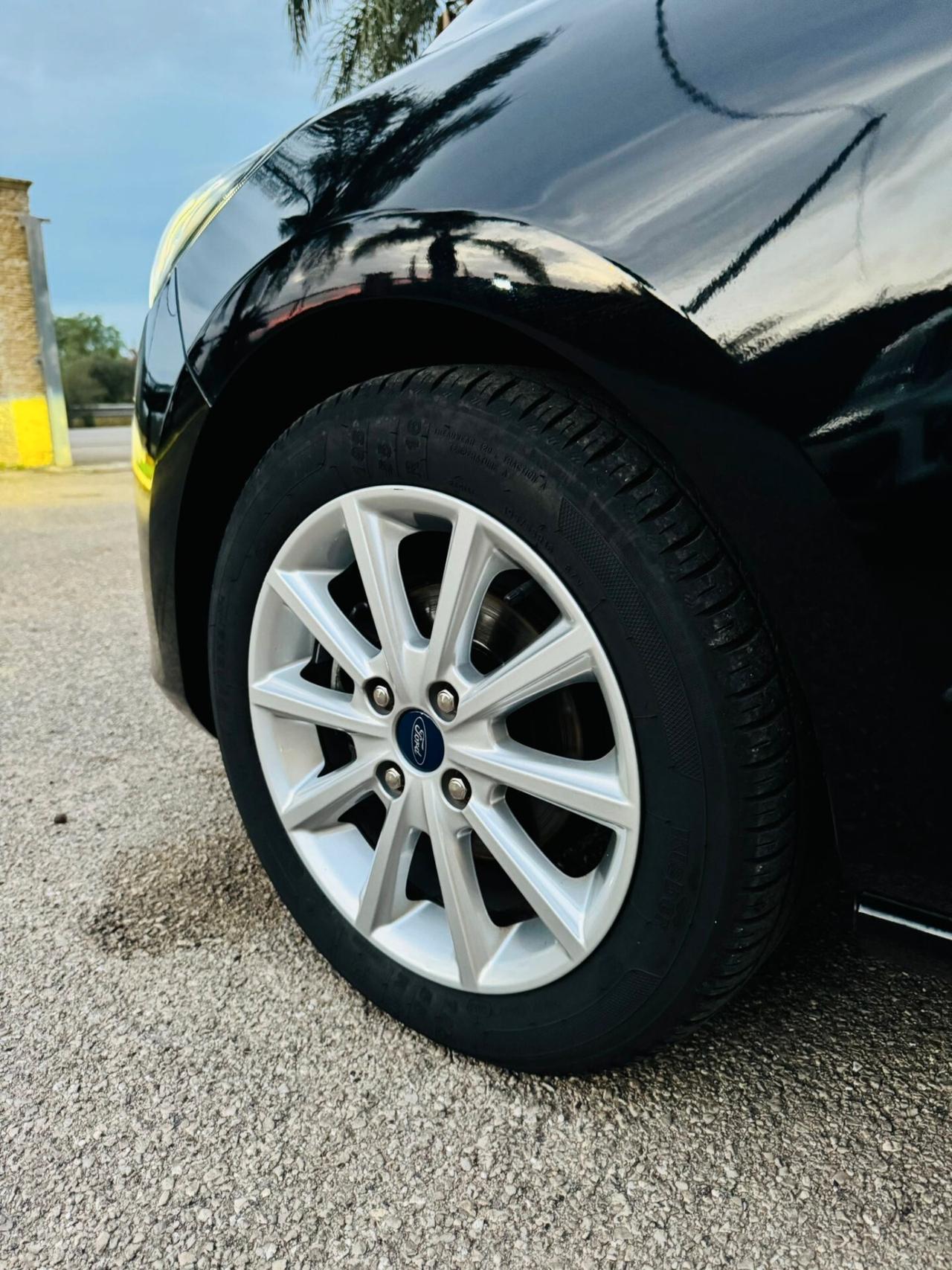 Ford Fiesta 1.5 EcoBlue 5 porte Titanium Navi/Led