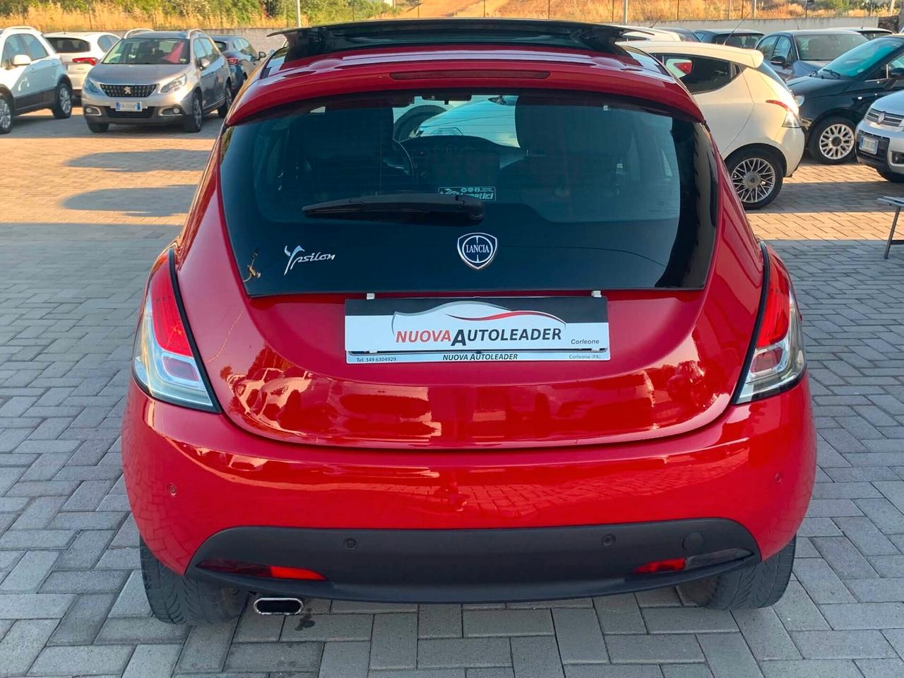 Lancia Ypsilon 1.2 69 CV Platinum 2015 TETTO APRIBILE