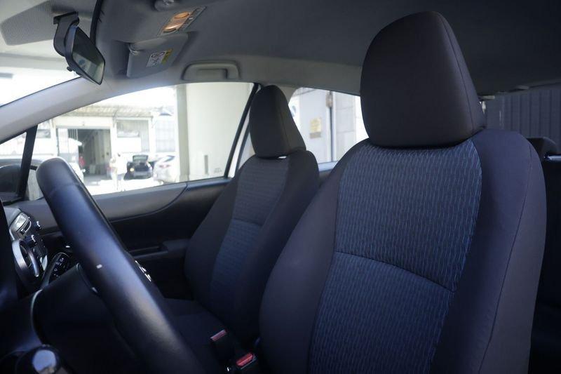 Toyota Yaris Toyota Yaris 1.0 5 porte Lounge Unicoproprietario