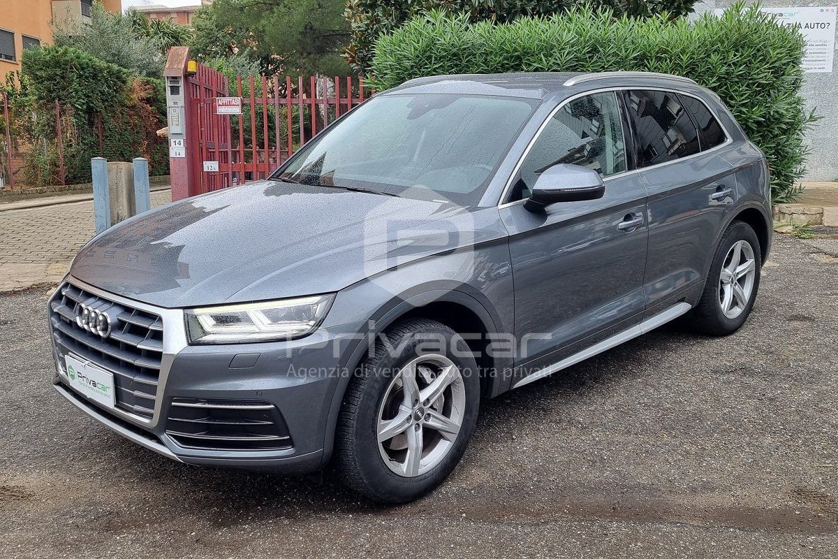 AUDI Q5 40 TDI quattro S tronic Business