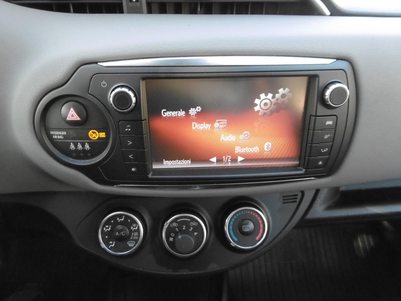Toyota Yaris 1.0 5 porte Active
