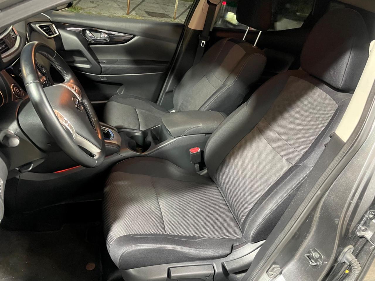 Nissan Qashqai 1.6 dCi 2WD N-Connecta 73.000 km originali