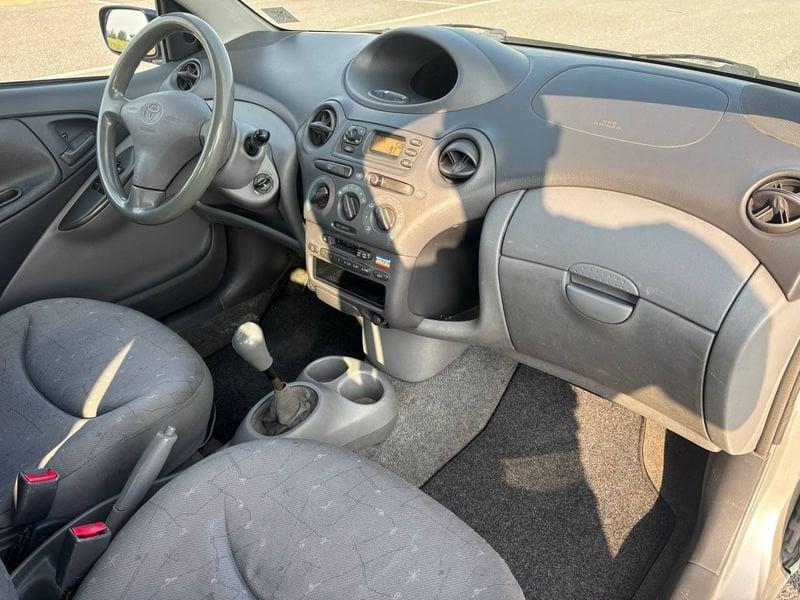 Toyota Yaris NEOP. 1.0 Benzina 68cv