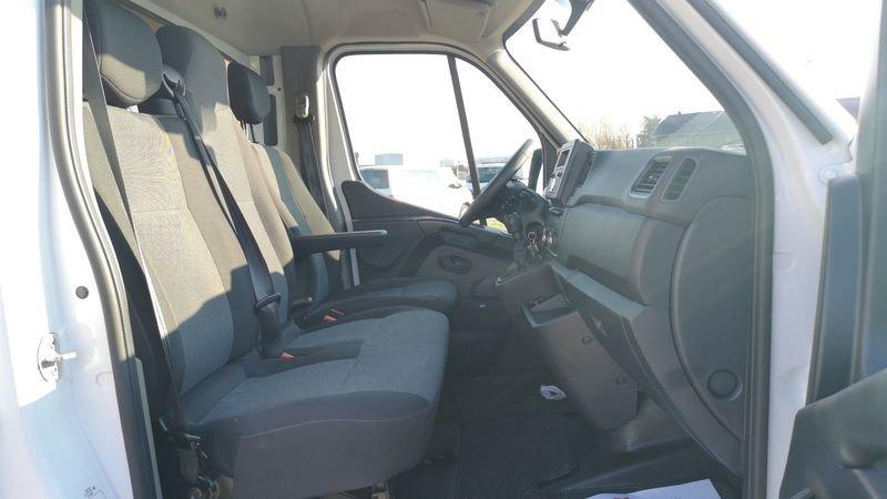 Renault Master T35 2.3 dCi 145 PL Centinato