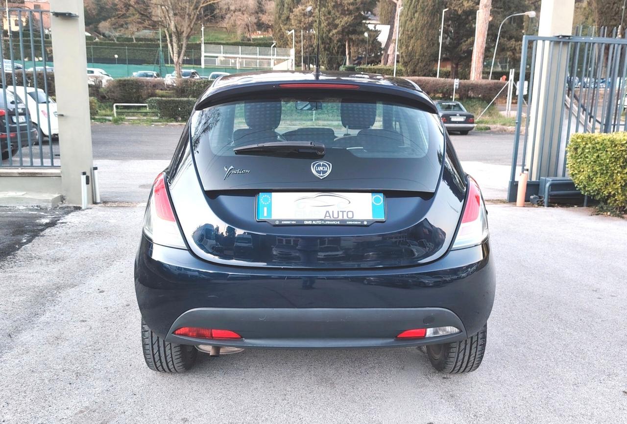Lancia Ypsilon 1.2 69 CV 5 porte Platinum