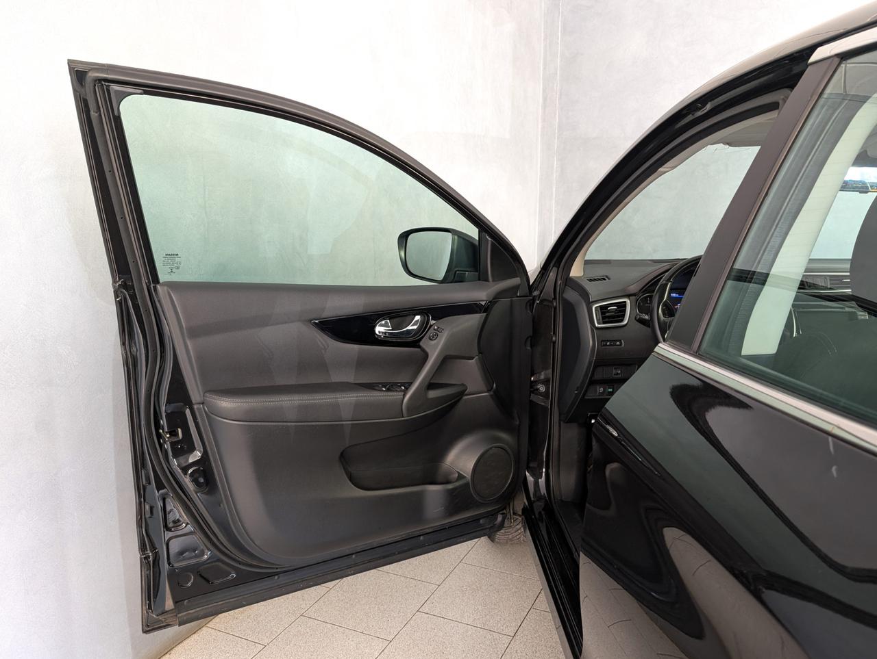 Nissan Qashqai 1.3 dig-t 160cv DCT Business