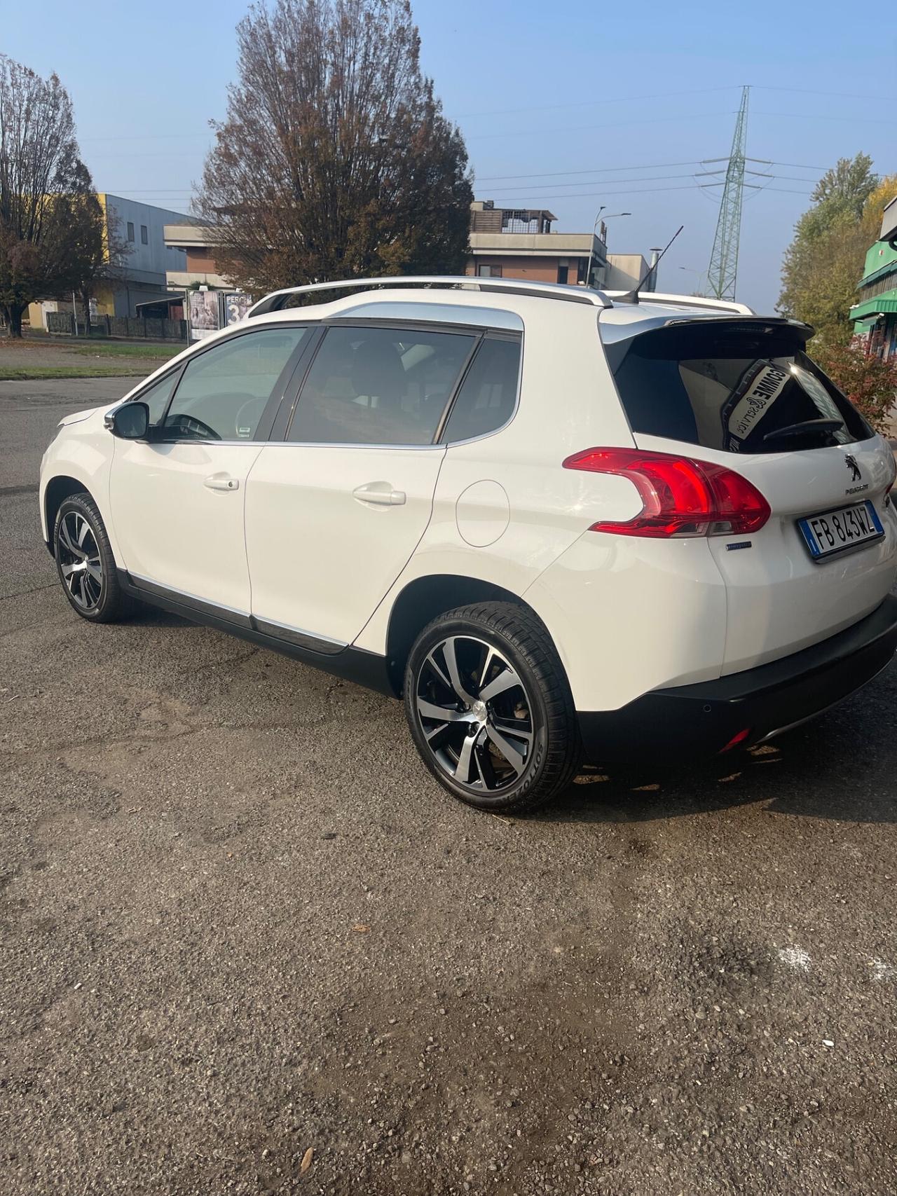 Peugeot 2008 PureTech 82 Allure