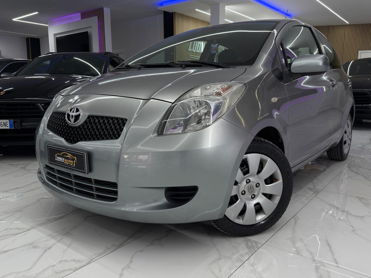 Toyota Yaris 1.0 Full Opt