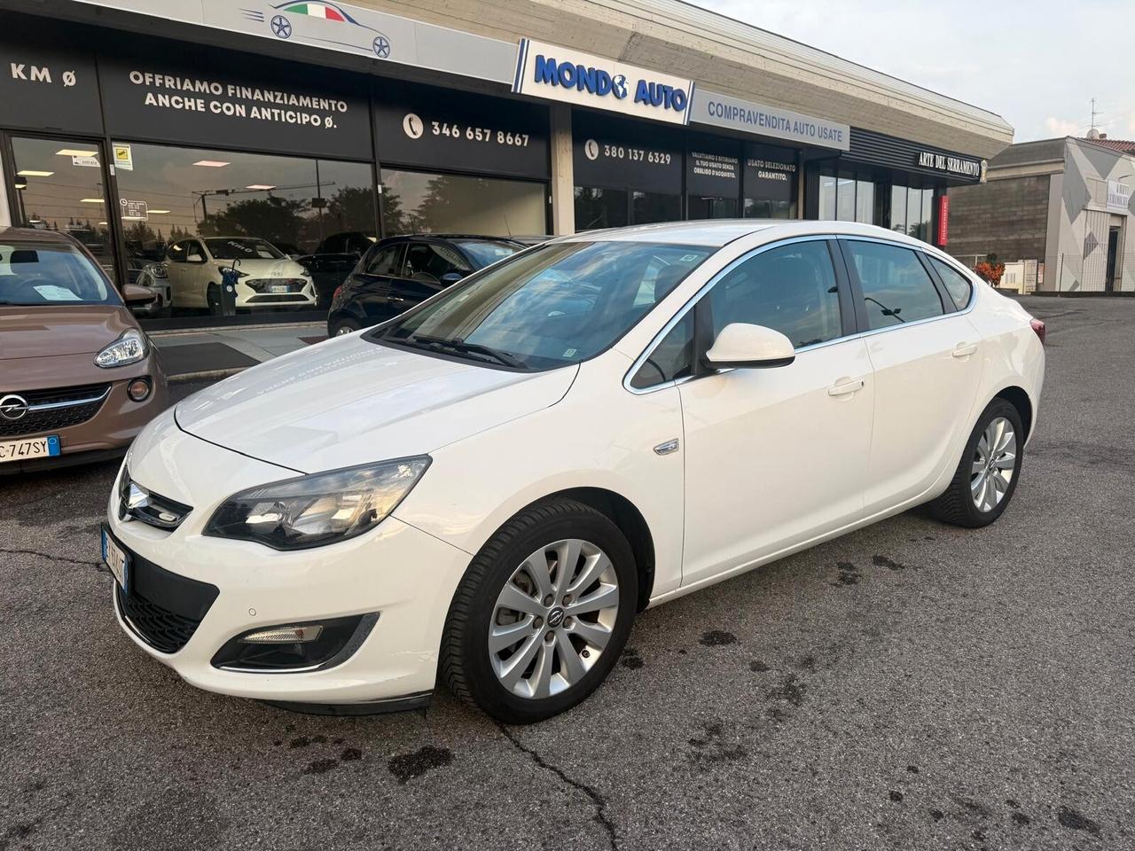 Opel Astra 1.6 CDTI EcoFLEX S&S 4 porte Cosmo