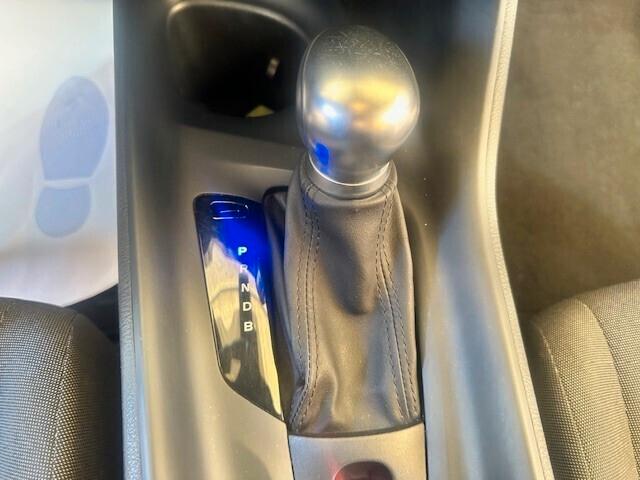 Toyota C-HR 1.8 Hybrid E-CVT Business