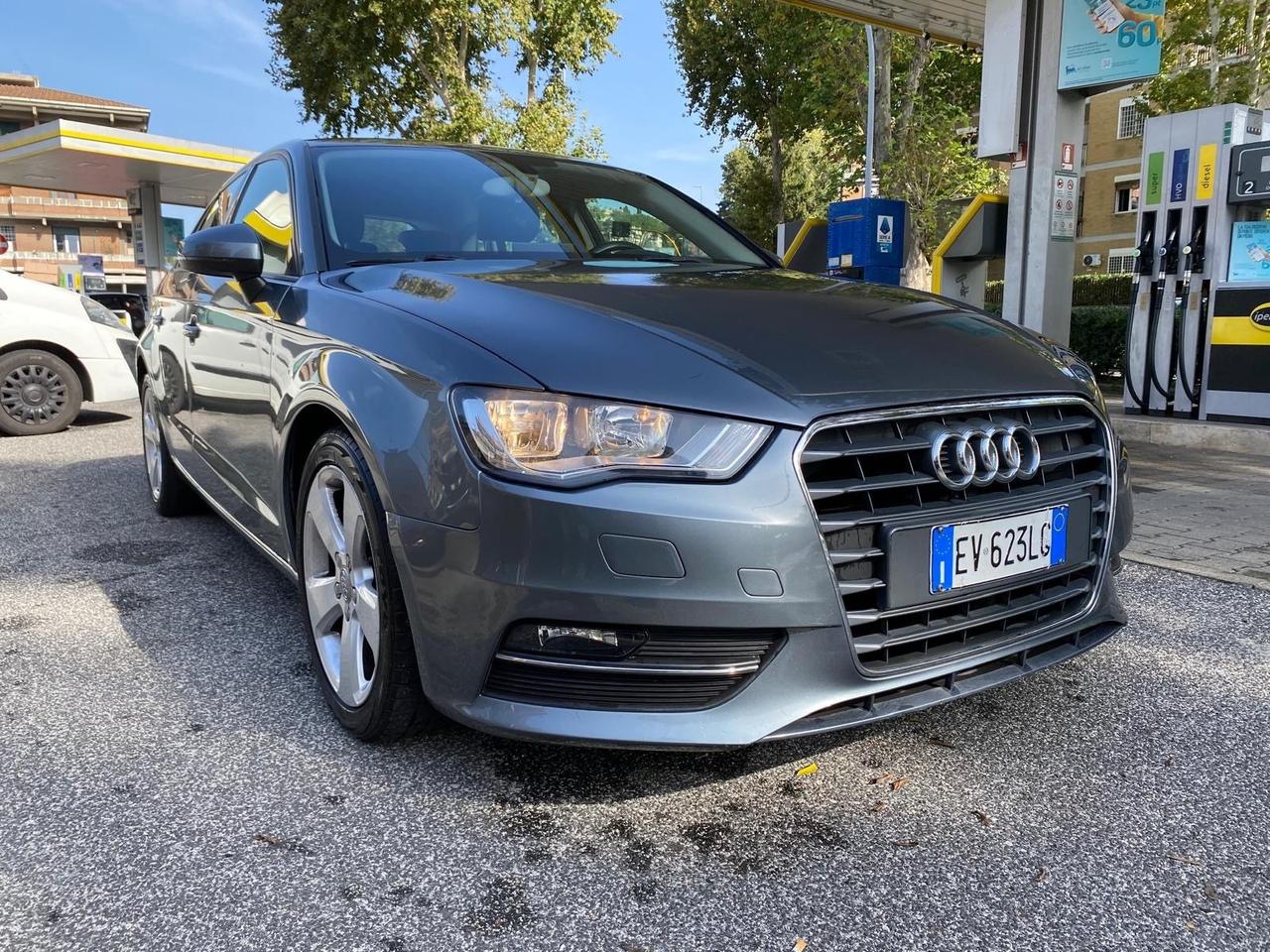 Audi A3 1.6 TDI S tronic Attraction