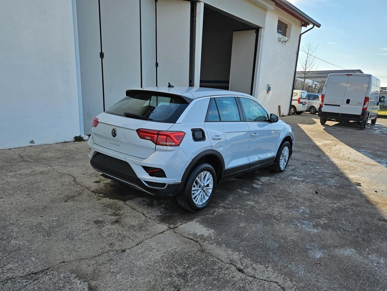 Volkswagen T-Roc 1.6 tdi Advanced FURTO PARZIALE