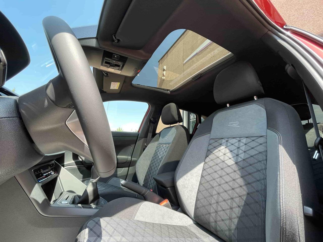 Volkswagen Taigo 1.0 TSI 110 CV R-Line