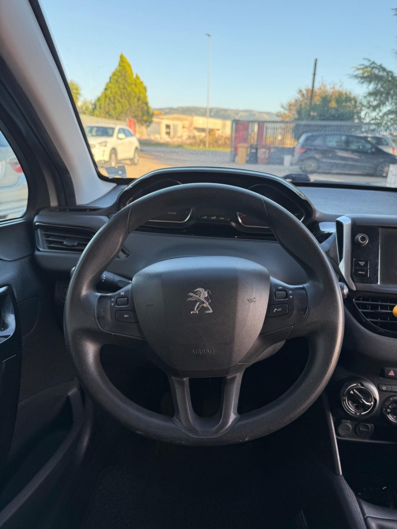 Peugeot 208 1.2 VTi 82 CV 5 porte Allure