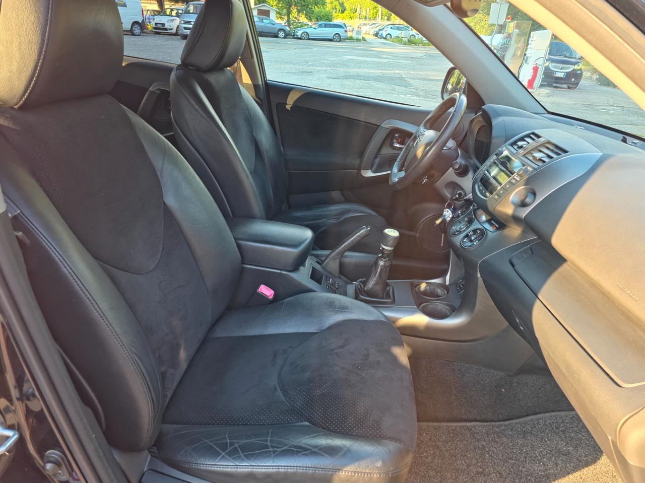 Toyota RAV 4 RAV4 2.2 D-4D 150 CV DPF Exclusive E5 Manuale 2010 4x4