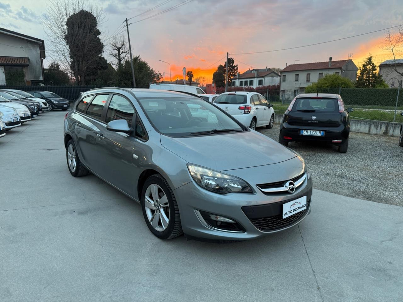 Opel Astra 1.4 Turbo 140CV Sports Tourer GPL Tech Elective