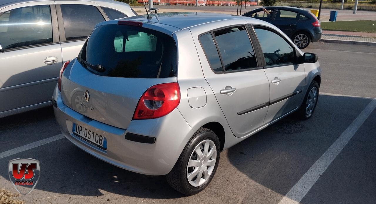 RENAULT CLIO 1.5 DCI-2008