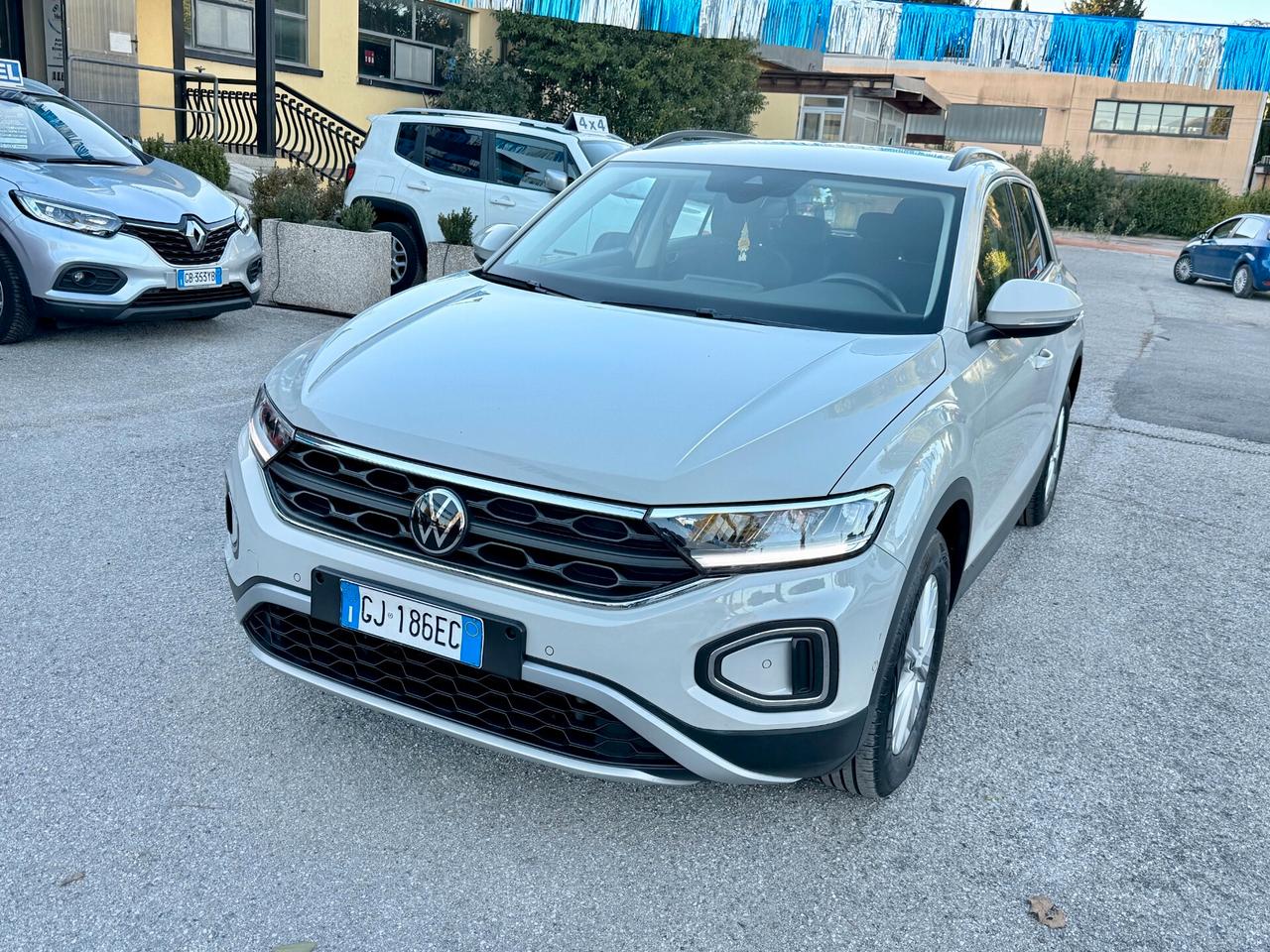 " DA VETRINA " Volkswagen T-Roc 2.0 TDI SCR Style