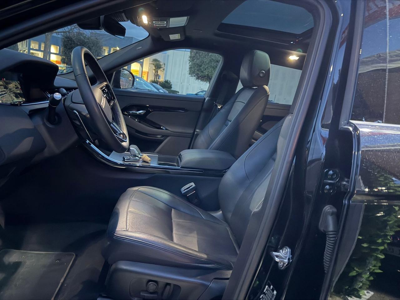 Range Evoque 2.0 I4 163CV 2024 Dynamic HSE TETTO