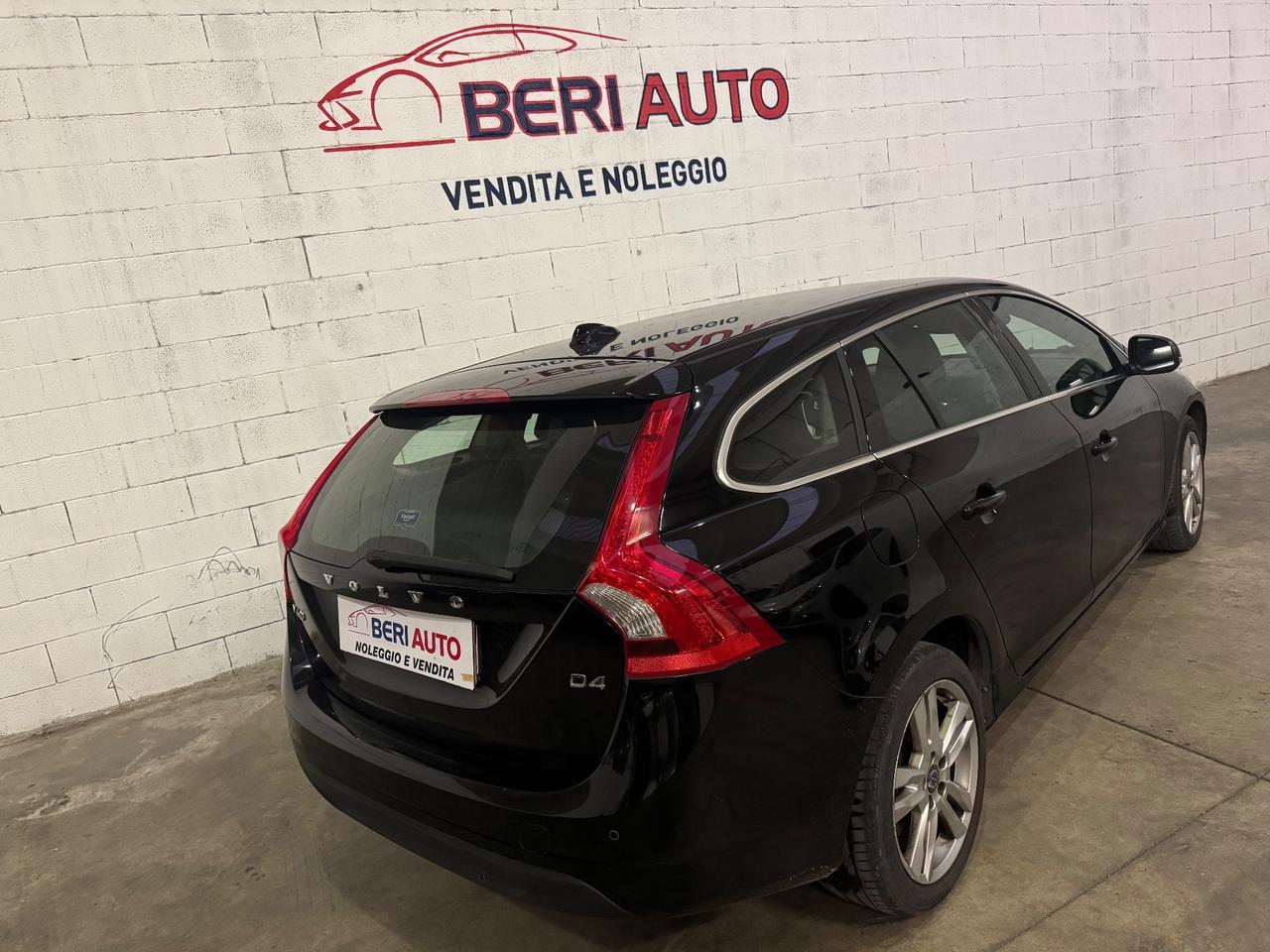 Volvo V60 D4 allestimento Summum